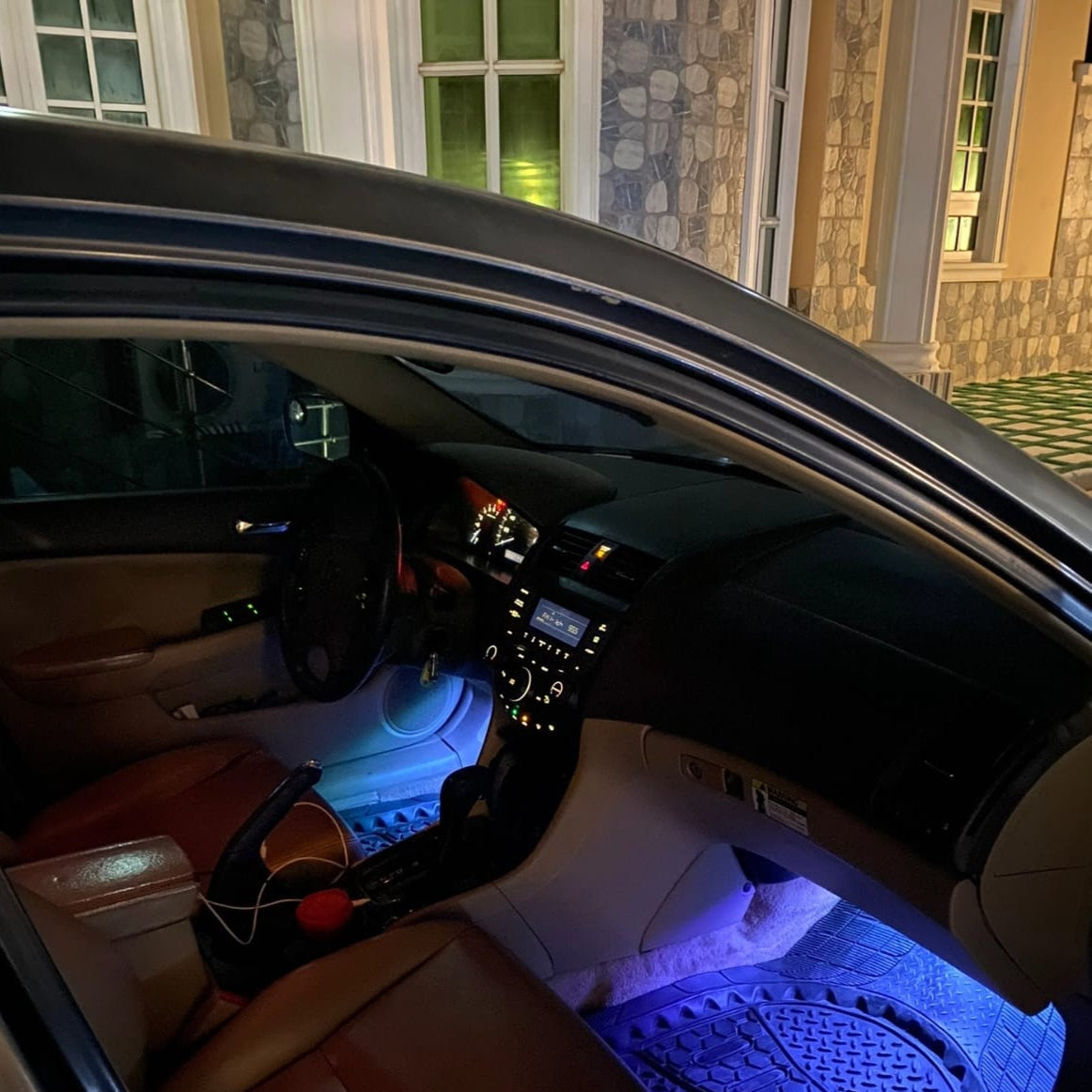 FlashCar – Egyedi LED Fények A Modern Autóstílusért