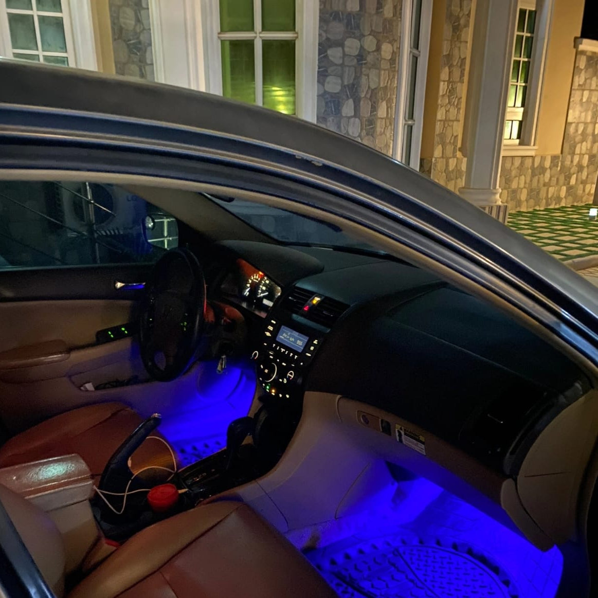 FlashCar – Egyedi LED Fények A Modern Autóstílusért