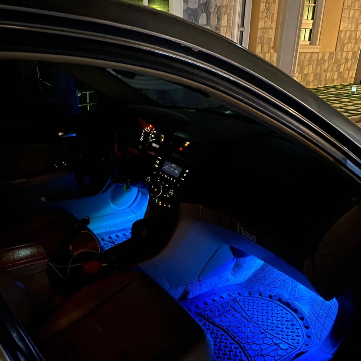 FlashCar – Egyedi LED Fények A Modern Autóstílusért